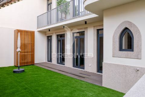 Apartamento t1+1 novo - junto à batalha - porto