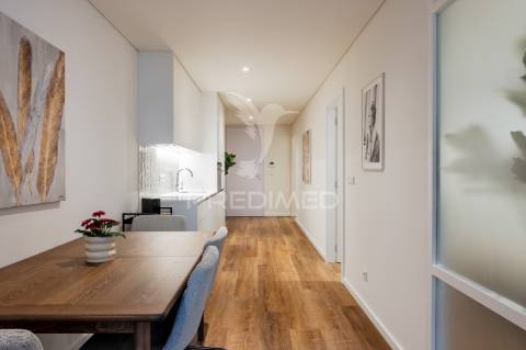 Apartamento t1+1 novo - junto à batalha - porto