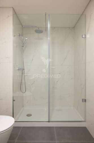 Apartamento t1+1 novo - junto à batalha - porto