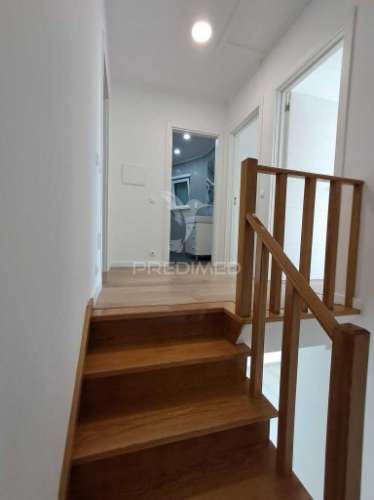 Moradia t3 + 1 com vista mar — ericeira