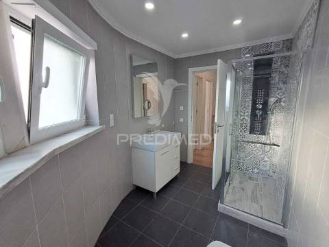 Moradia t3 + 1 com vista mar — ericeira