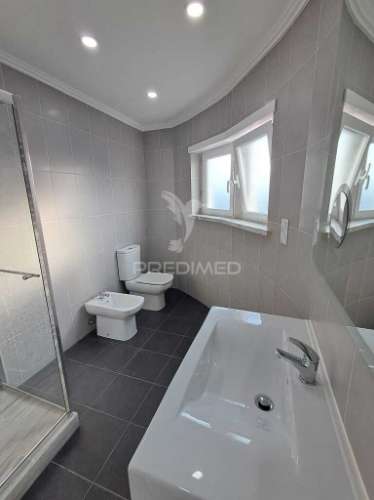 Moradia t3 + 1 com vista mar — ericeira