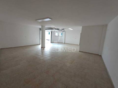 Moradia t3 + 1 com vista mar — ericeira