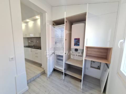 Apartamento t2 com mezzanine e 3 wcs - metro laranjeiras