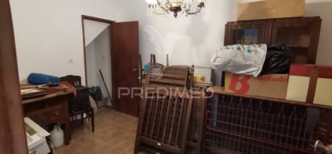 Moradia t2 nas carreiras