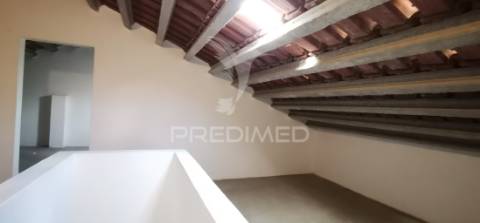 Moradia t2 nas carreiras