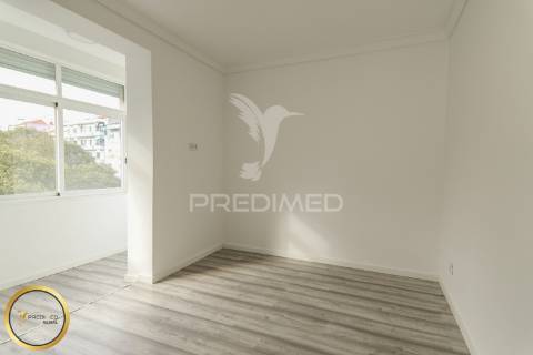 Apartamento t1 totalmente remodelado em arroios, jardim constantino