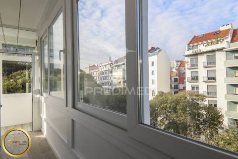 Apartamento t1 totalmente remodelado em arroios, jardim constantino