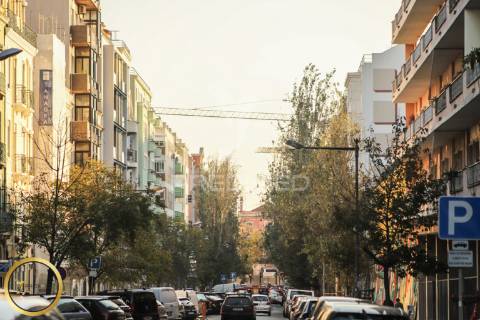 Apartamento t1 totalmente remodelado em arroios, jardim constantino