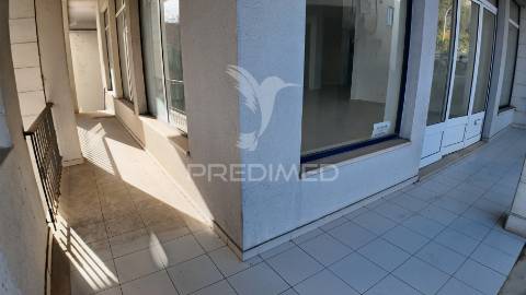 Oportunidade imperdível - loja no coração de torres novas