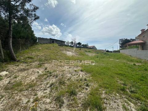 Lote de terreno - louredo
