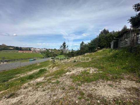 Lote de terreno - louredo