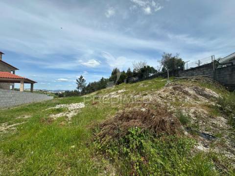 Lote de terreno - louredo