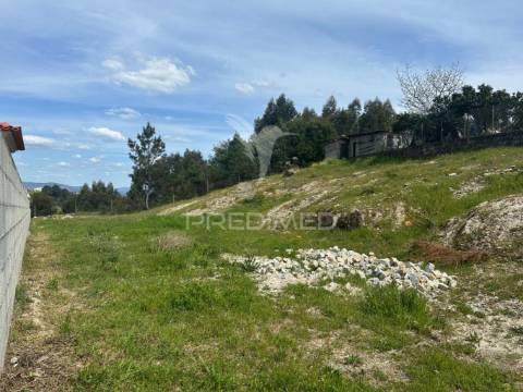Lote de terreno - louredo