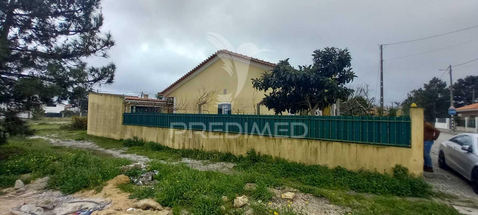 Moradia t2 térrea | fernão ferro