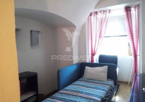 T2 graça - calçada dos barbadinhos - arrendado