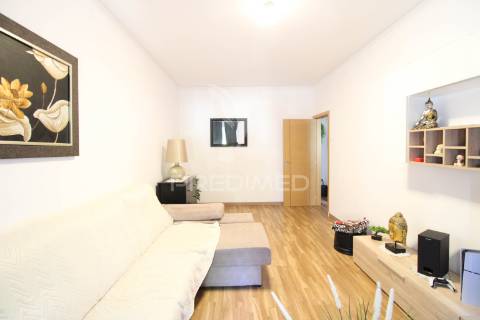 Apartamento t2+1 renovado em faro