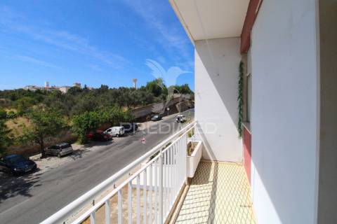 Apartamento t2+1 renovado em faro