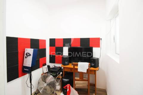 Apartamento t2+1 renovado em faro