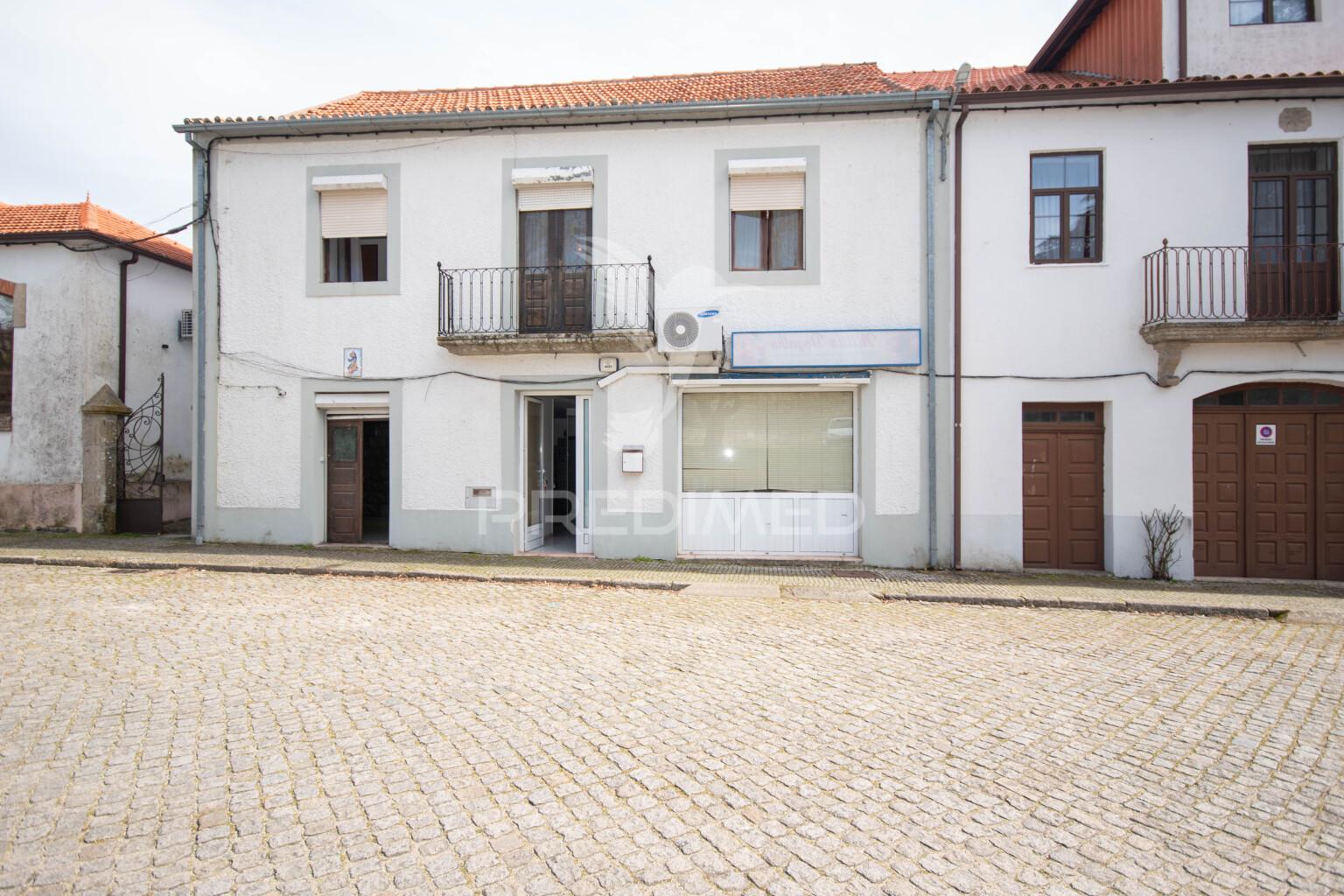 Moradia em trancoso – oportunidade em localização privilegiada