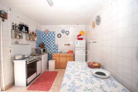 Moradia em trancoso – oportunidade em localização privilegiada