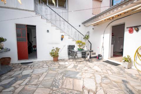 Moradia em trancoso – oportunidade em localização privilegiada