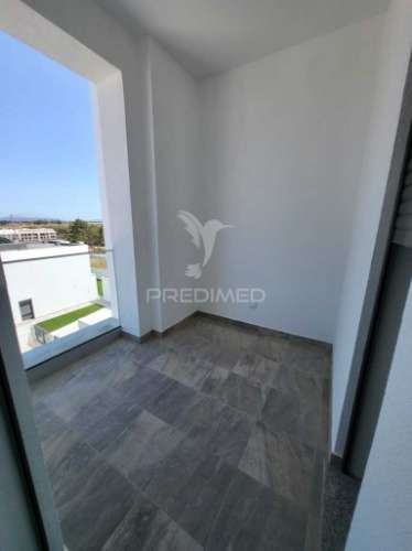 Moradia t4 na quinta da fábrica