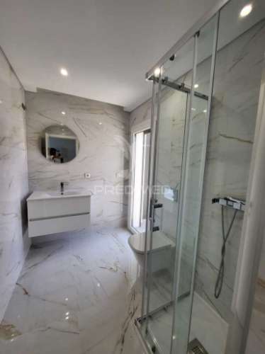 Moradia t4 na quinta da fábrica