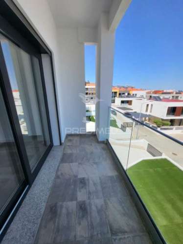 Moradia t4 na quinta da fábrica