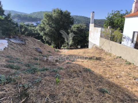 Venda conjunta de 2 lotes para construção