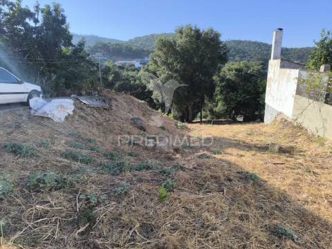 Venda conjunta de 2 lotes para construção