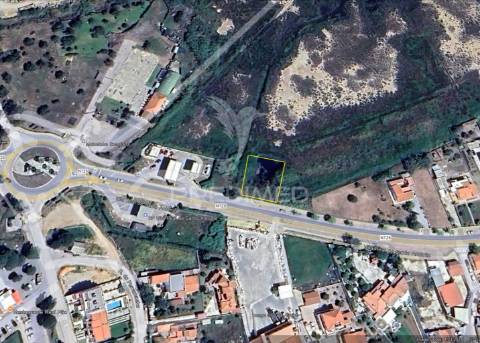 Terreno urbano com 800m2, na n125, em monte gordo, algarve