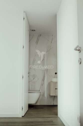 Apartamento t2 + 1 em construção nova – conclusão prevista para final de 2026