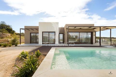 Moradia geminada t1+2 empreendimento valley nature village