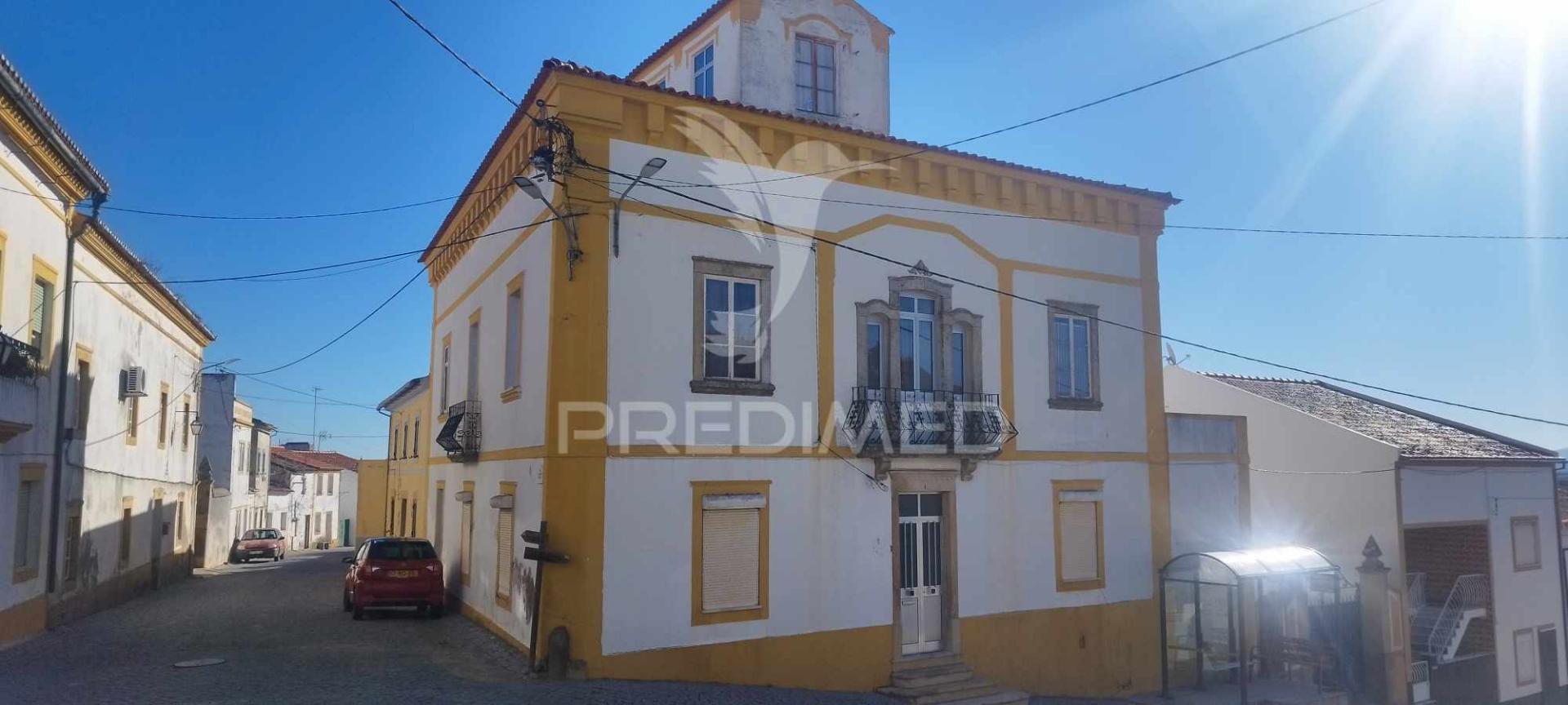 Palacete em montalvão