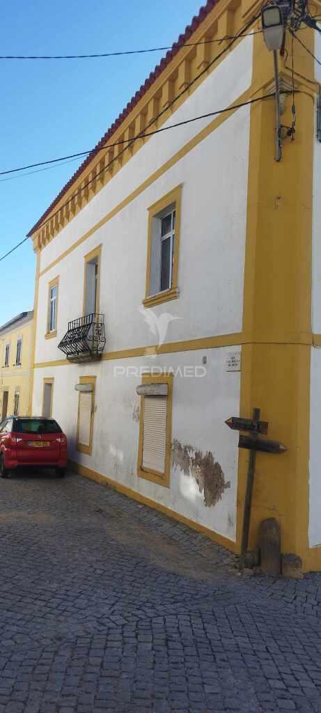 Palacete em montalvão