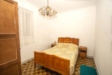 Moradia t3 em vale de espinho, sabugal