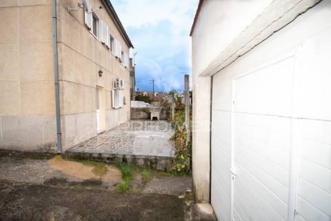 Moradia t3 em vale de espinho, sabugal