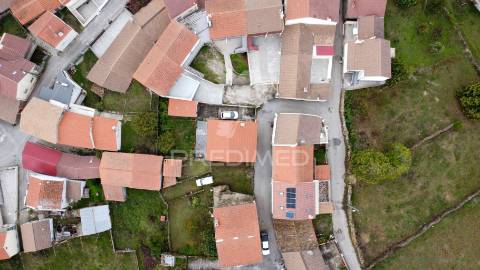 Moradia t3 em vale de espinho, sabugal