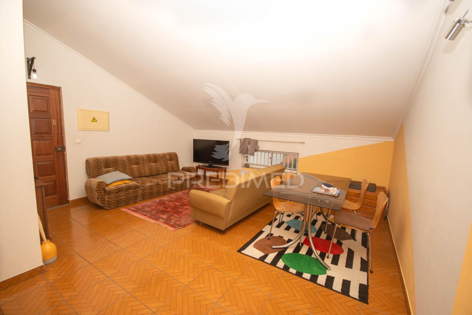 Apartamento t3 em vila nova de foz côa