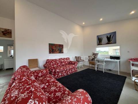 Moradia t4 + t2 perto de caldas da rainha