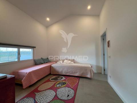 Moradia t4 + t2 perto de caldas da rainha