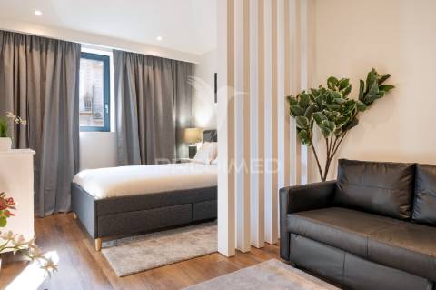 Apartamento t1 novo - junto à batalha - porto