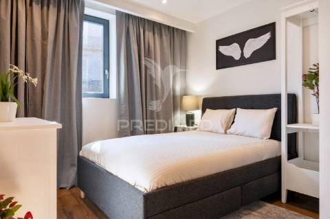 Apartamento t1 novo - junto à batalha - porto