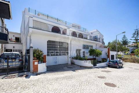 Moradia t4+ no funchalinho - próximo às praias!*