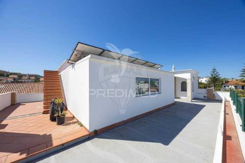 Moradia t4+ no funchalinho - próximo às praias!*