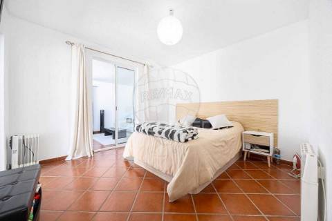 Moradia t4+ no funchalinho - próximo às praias!*