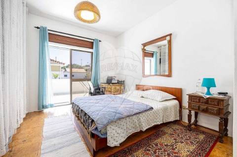 Moradia t4+ no funchalinho - próximo às praias!*