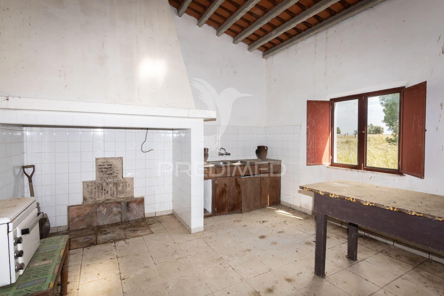 Excelente propriedade c/ casa de habitação