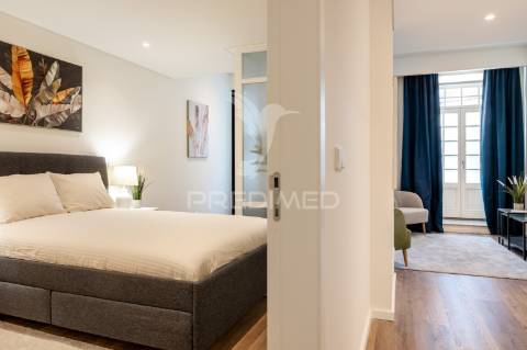 Apartamento t1+1 novo - junto à batalha - porto